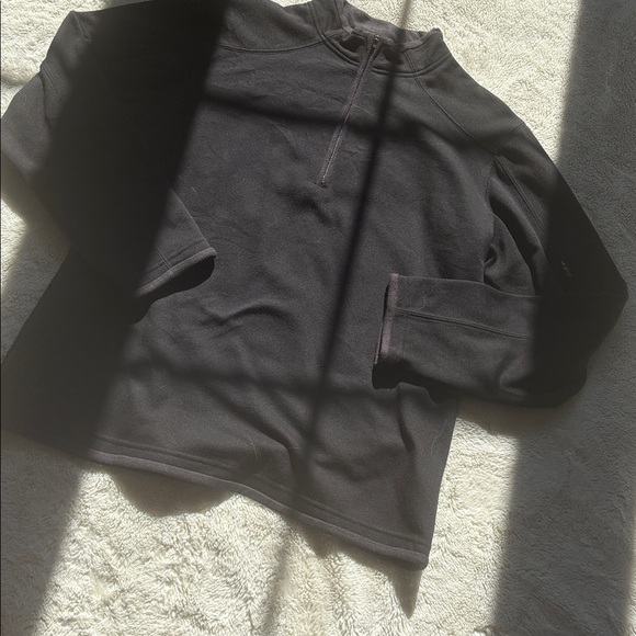 Columbia Black Fleece Pullover L | Mountain Ready | Quarter-Zip | Minor Flaw - Picture 3 of 9
